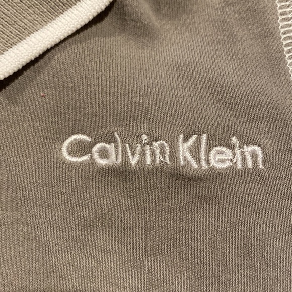 Boy’s Size 6-9 Months Calvin Klein Cotton Outfit- Polo Top & Striped Pants -EUC - Picture 3 of 6